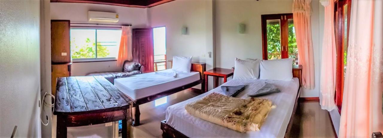 High Bar (adults Only) Herberg 2*