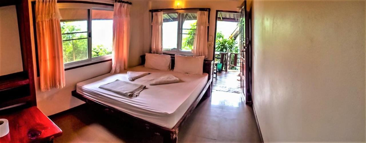 High Bar (adults Only) 賓館 Ban Ko Tao